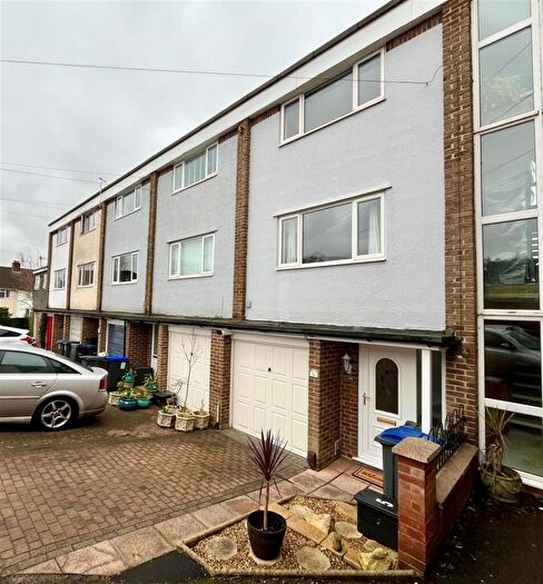 3 Bedroom Town House For Sale In Highbury Close, Salisbury, SP2