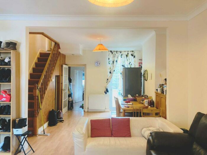 3 Bedroom Terraced House To Rent In George Road, New Malden, KT3