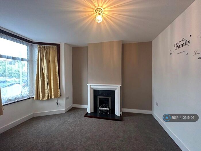 3 Bedroom Terraced House To Rent In St Vincent Road, Dartford, DA1