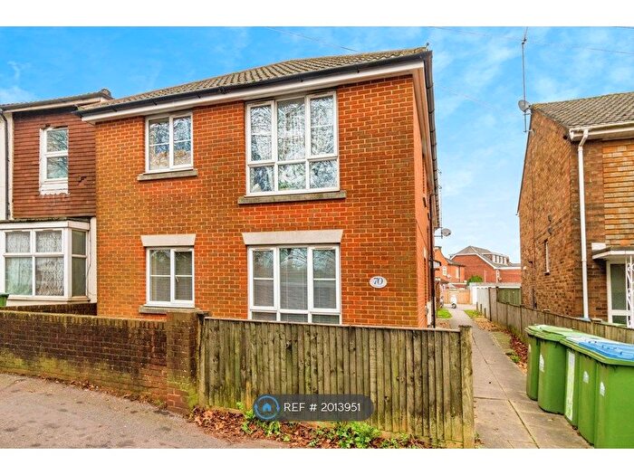 1 Bedroom Flat To Rent In St. Denys Road, Southampton, SO17