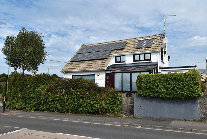 3 Bedroom Detached House To Rent In Bethel Road, St Austell, Cornwall, PL25