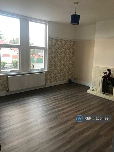 2 Bedroom Flat To Rent In Bearwood, Smethwick, B66