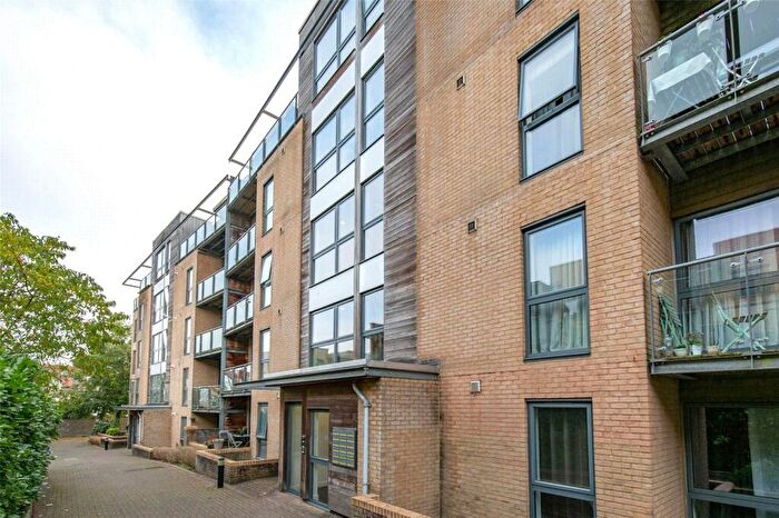 1 Bedroom Apartment For Sale In Chapter Walk, Bristol, BS6
