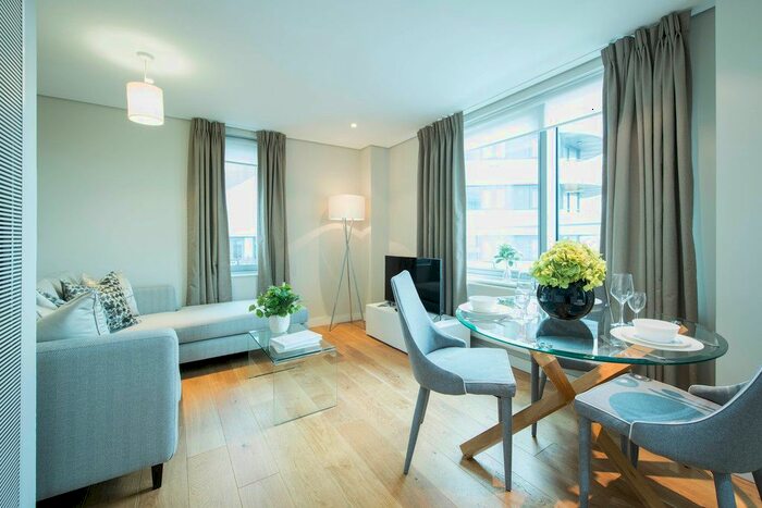 3 Bedroom Flat To Rent In Merchant Square East, London, W2