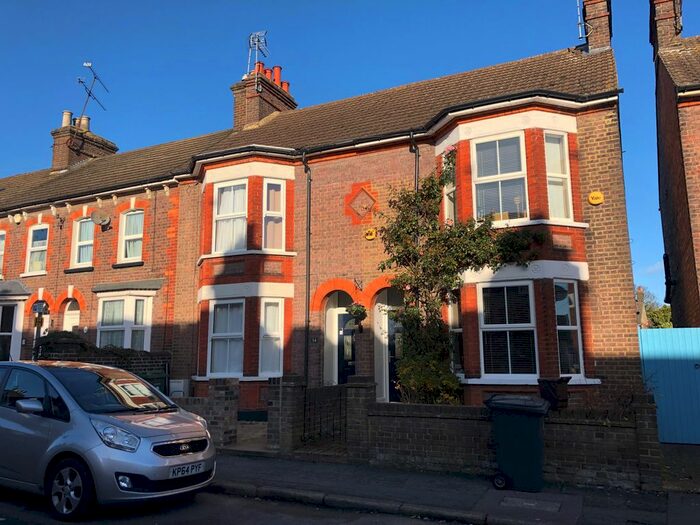 3 Bedroom Terraced House To Rent In Victoria Street, Dunstable LU6