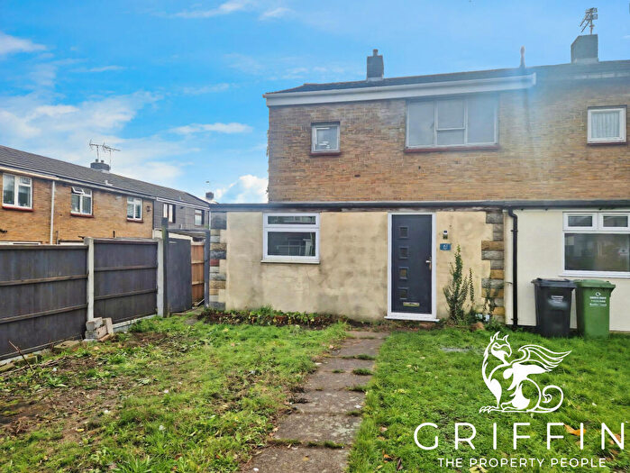 2 Bedroom End Of Terrace House For Sale In Grapnells, Basildon, SS16