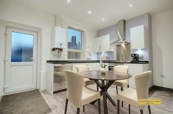 2 Bedroom End Of Terrace House To Rent In Derwent Street, Darwen, BB3