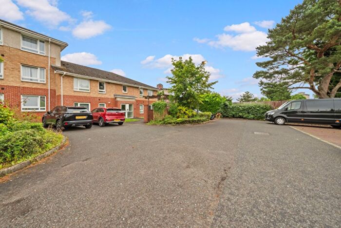 2 Bedroom Flat To Rent In Whinny Burn Court, Motherwell, North Lanarkshire, ML1