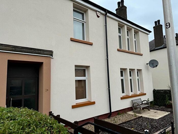 2 Bedroom Flat To Rent In Kenmore Terrace, Dundee, DD3