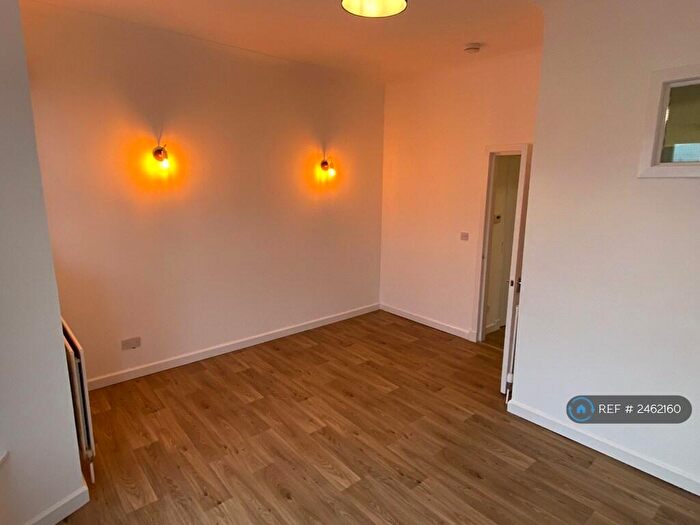 1 Bedroom Flat To Rent In Appin Road, Glasgow, G31
