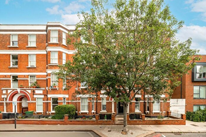 2 Bedroom Flat For Sale In Camden Street, Camden Town, NW1
