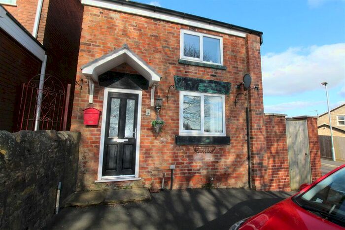 2 Bedroom Property To Rent In Ratcliffe Road, Aspull, Wigan, WN2