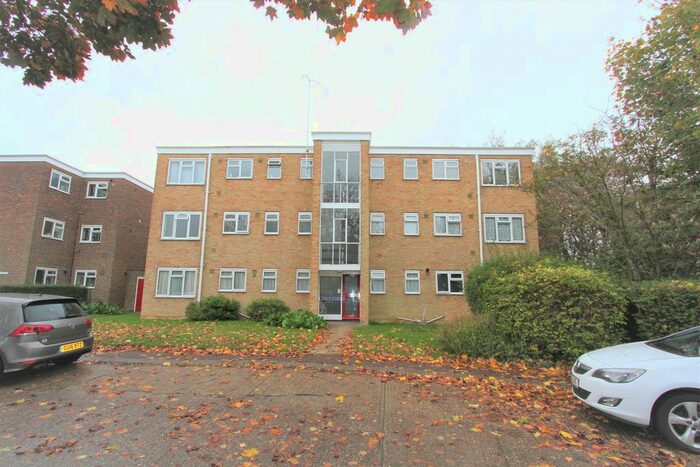 2 Bedroom Flat To Rent In Jupps Lane, Worthing, BN12