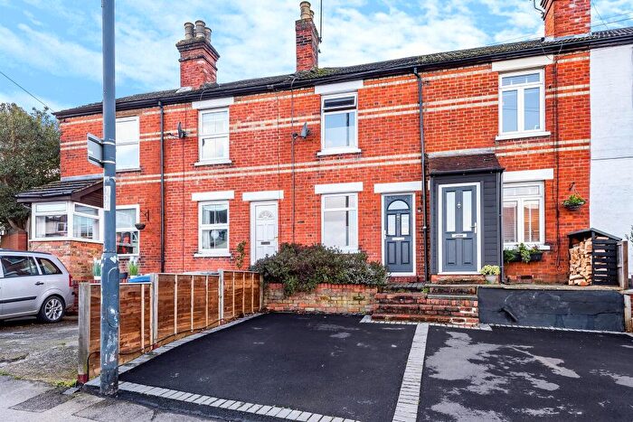 2 Bedroom House To Rent In Norden Road, Maidenhead, SL6