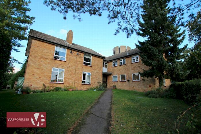 2 Bedroom Flat To Rent In Temple Lane, Tonwell, SG12