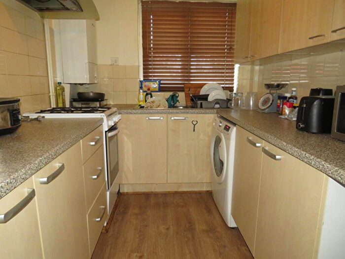 2 Bedroom Apartment To Rent In Masons Road, Stratford-Upon-Avon, CV37
