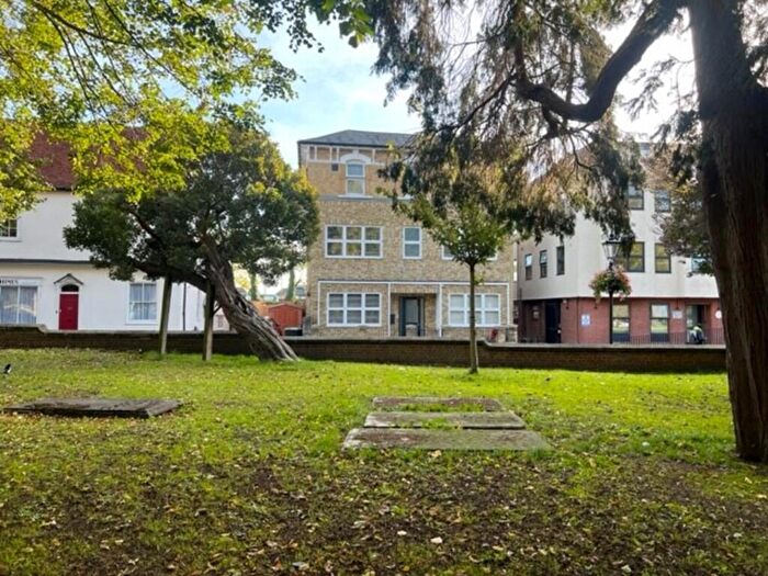 1 Bedroom Apartment To Rent In Church Street, Waltham Abbey, EN9