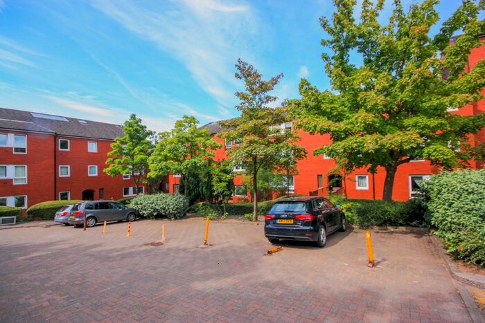 1 Bedroom Flat To Rent In Buccleuch Street, Glasgow, G3