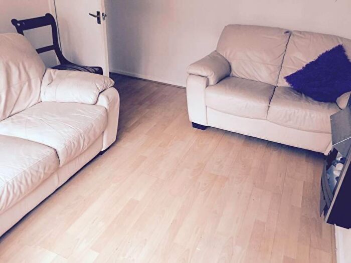 1 Bedroom Flat To Rent In Aldborough Close, Manchester, M20
