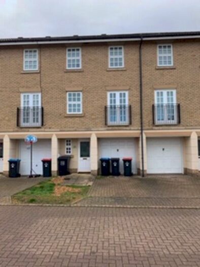 4 Bedroom Terraced House To Rent In Harlesden, Milton Keynes, MK10