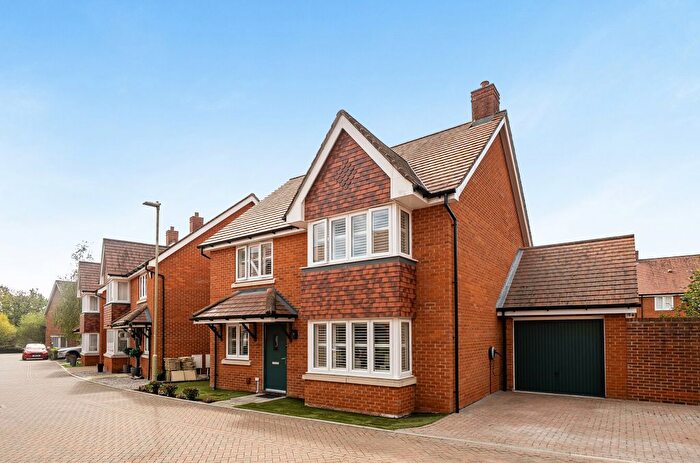 4 Bedroom Detached House For Sale In Cleverley Rise, Bursledon, Southampton, Hampshire, SO31