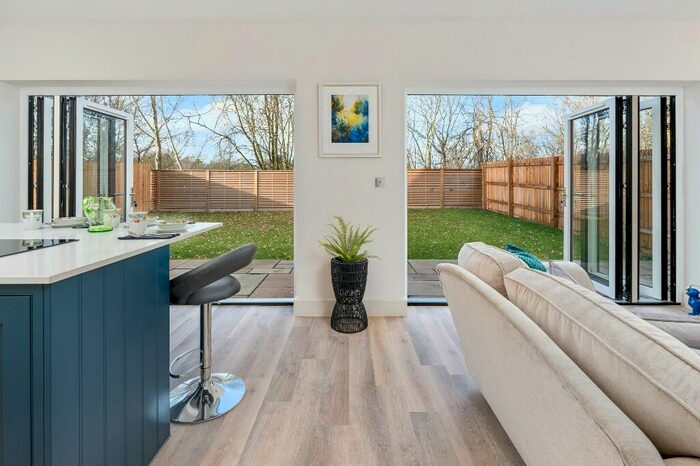 5 Bedroom Detached House For Sale In The Old Brickyard, Whitchurch, Aylesbury, HP22