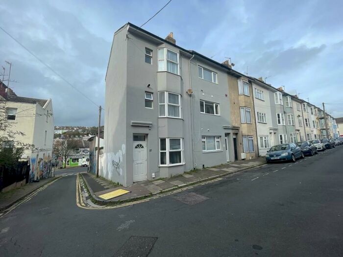 5 Bedroom House To Rent In St Martins Place, Brighton, BN2
