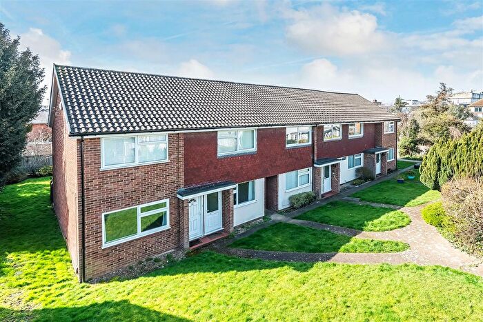 2 Bedroom Maisonette For Sale In Russell Court, Leatherhead, KT22