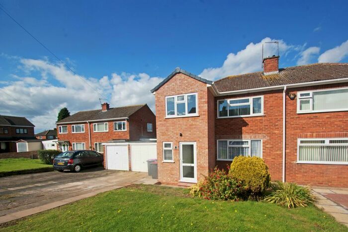 3 Bedroom Terraced House To Rent In Lyndhurst Drive, Trench, TF2