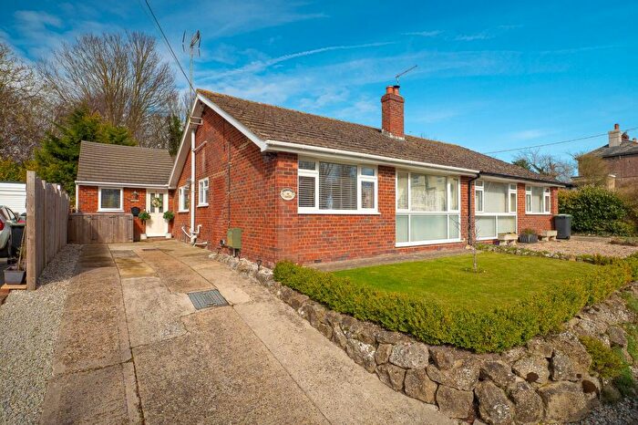3 Bedroom Semi-Detached Bungalow For Sale In Out Elmstead Lane, Barham, CT4