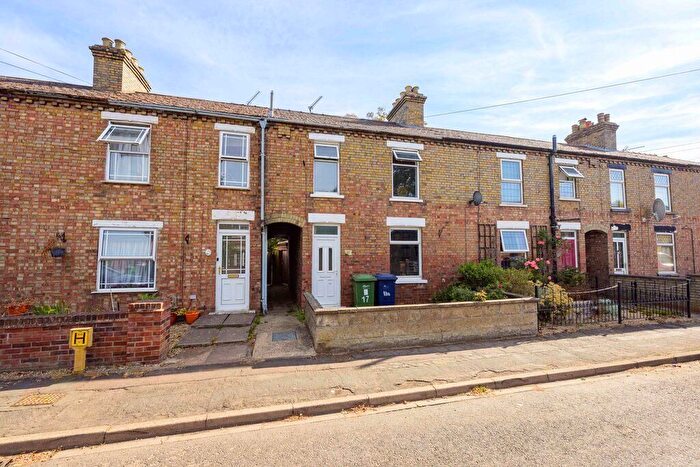 3 Bedroom Terraced House For Sale In Railway Road, Wisbech, Cambridgeshire, PE13