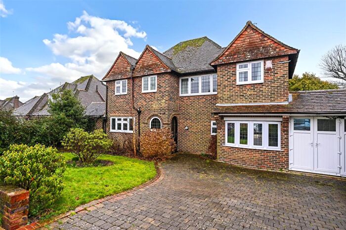 4 Bedroom Property For Sale In Newlands Avenue, Bexhill-On-Sea, TN39