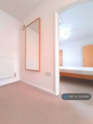 1 Bedroom Flat To Rent In Ermin Mews, Stratton St. Margaret, Swindon, SN3