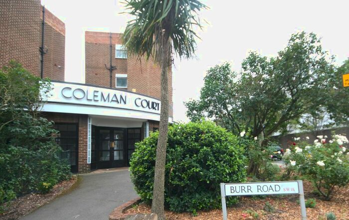 1 Bedroom Flat To Rent In Kimber Road, Earlsfield, London, SW18