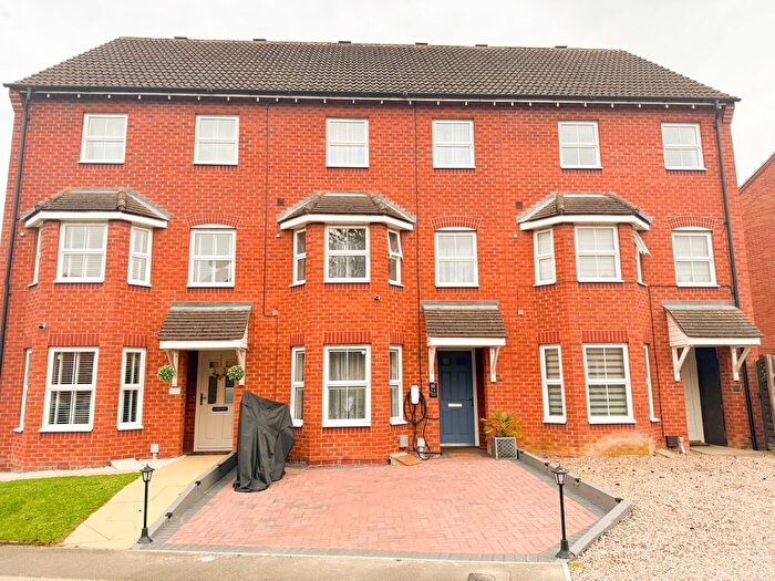 3 Bedroom Terraced House For Sale In Johnson Avenue, Wellingborough, Northamptonshire, NN8