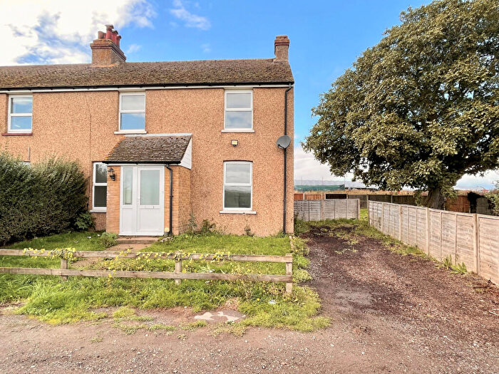 3 Bedroom Cottage To Rent In Homefield Cottages, DA4