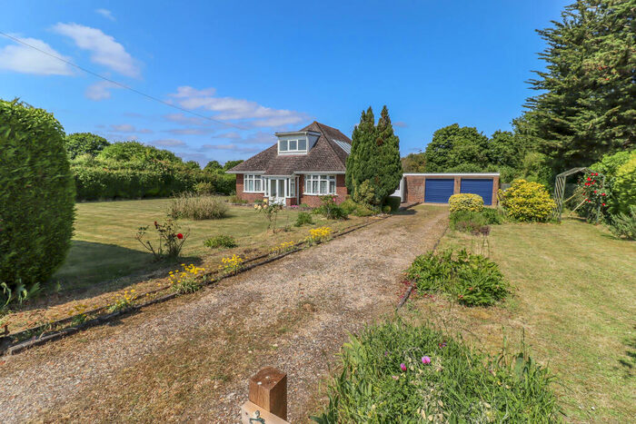4 Bedroom Detached House For Sale In Chilbolton, Stockbridge, Hampshire, SO20