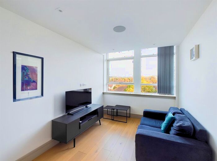 1 Bedroom Flat To Rent In Imperial Drive, Harrow, HA2