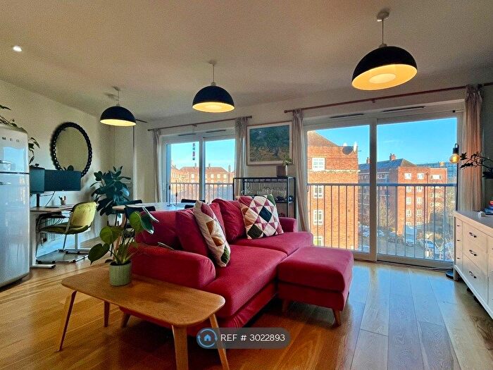 1 Bedroom Flat To Rent In Cresset Road, London, E9