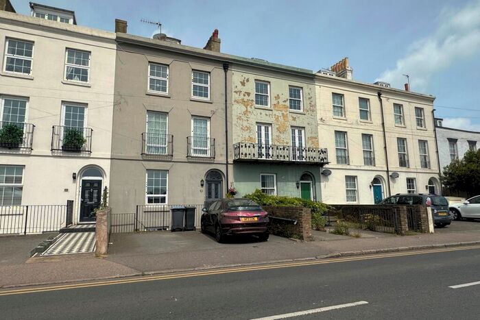4 Bedroom Terraced House For Sale In London Road, Deal, CT14