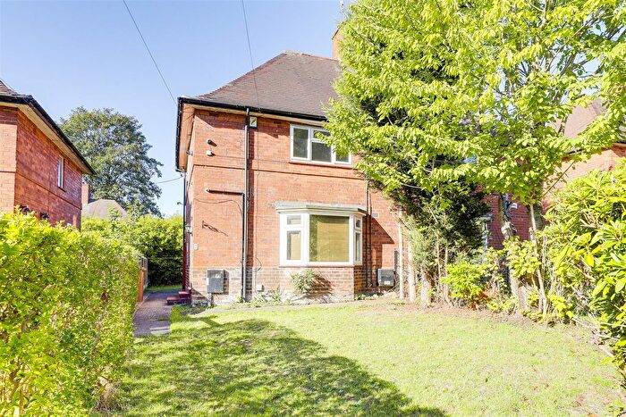 2 Bedroom Semi-detached House For Sale In Pulborough Close, Basford, Nottinghamshire, NG5