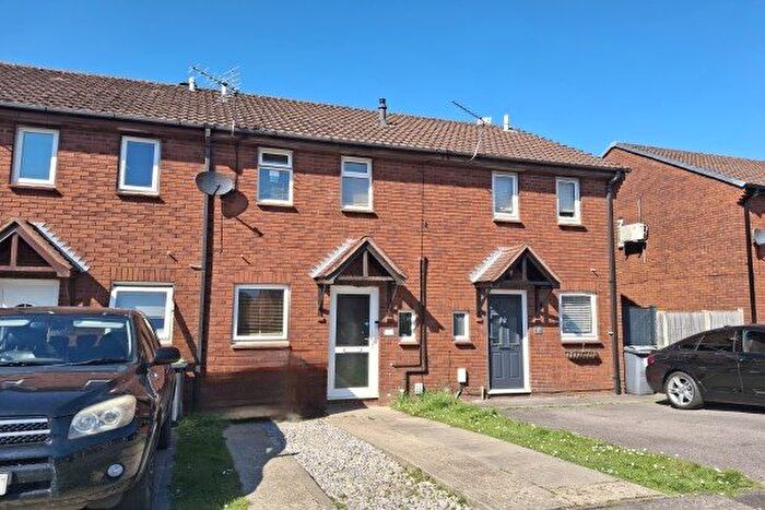 2 Bedroom Property To Rent In Sentinel Close, Waterlooville, PO7