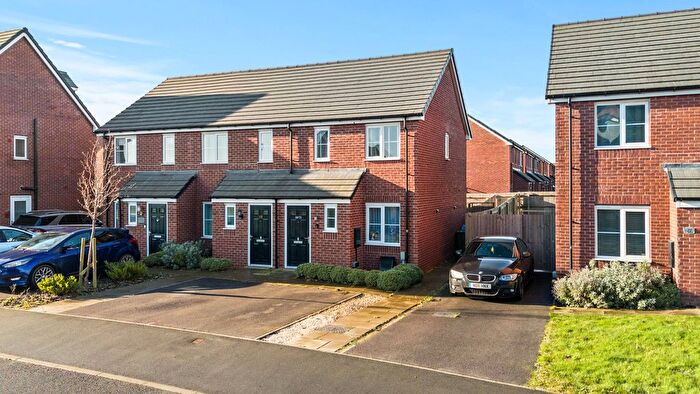 2 Bedroom End Of Terrace House For Sale In Willow Way, Coventry, CV3