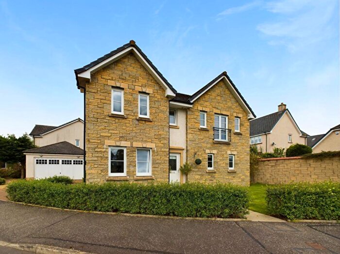 5 Bedroom Villa For Sale In Woodlands Drive, Lanark, ML11