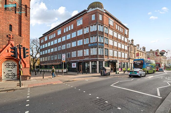 1 Bedroom Flat To Rent In North Street, Brighton, East Sussex, BN1