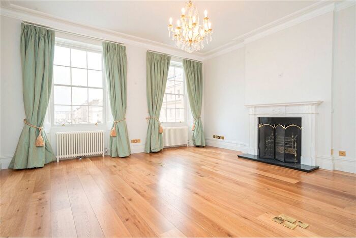 2 Bedroom Flat To Rent In Eaton Place, Belgravia, London, SW1X