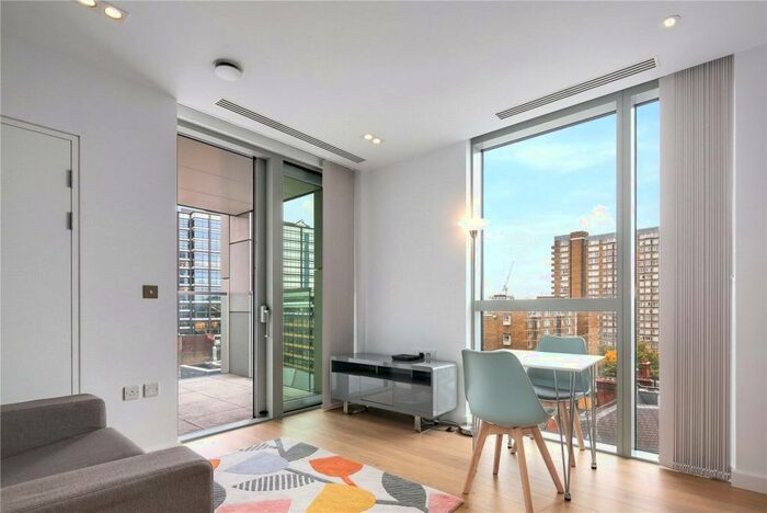 Flat To Rent In City Road, London, EC1V