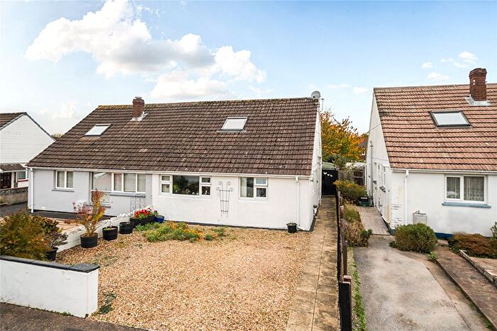 4 Bedroom Semi Detached Bungalow For Sale In Clifford Avenue, Kingsteignton, Newton Abbot, Devon, TQ12