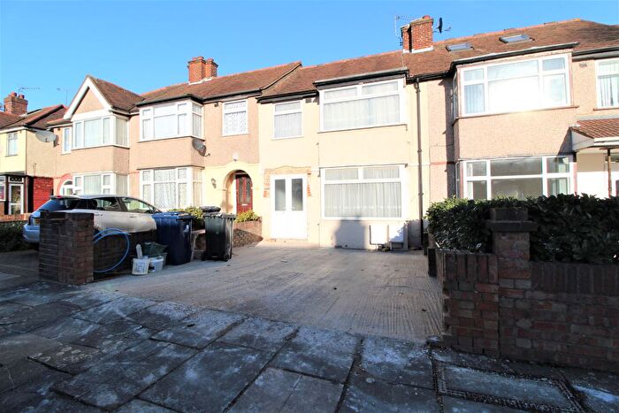 4 Bedroom Terraced House To Rent In Purcell Road, Greenford, UB6