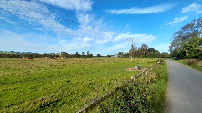 Equestrian Facility For Sale In Debdale Lane, Smeeton Westerby, Leicestershire, LE8